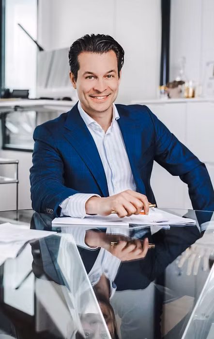Daniel Bleuer – Notar bei firmagründen.jetzt